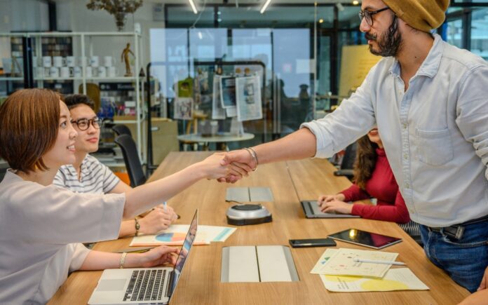 8 Key Insights for HRs to Enhance Candidate Experience