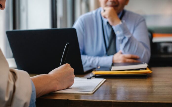 The Do’s and Don’ts of Conducting Effective Performance Reviews